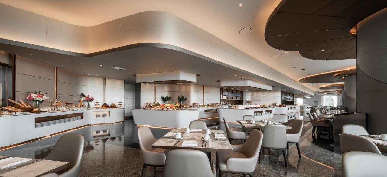 Grande Centre Point Space Pattaya Εξωτερικό φωτογραφία The interior of the lounge