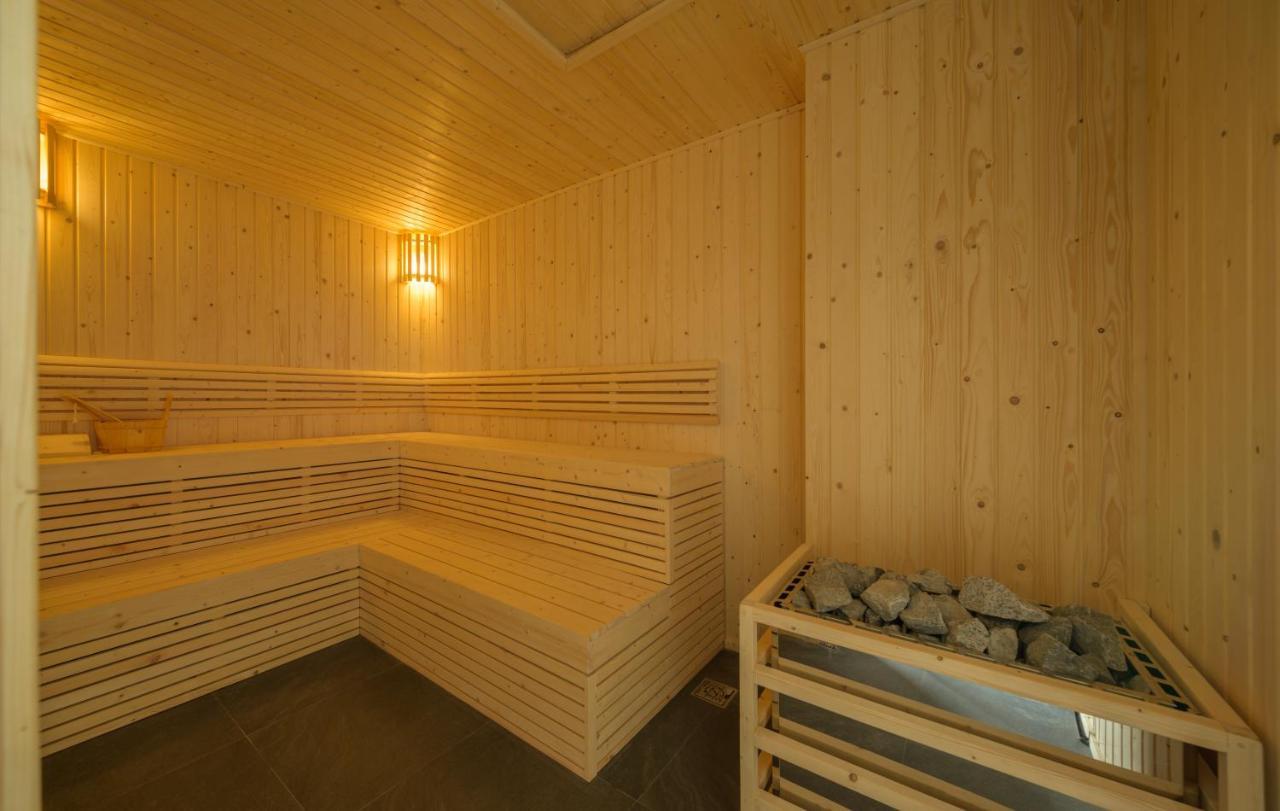Grande Centre Point Space Pattaya Εξωτερικό φωτογραφία A Finnish sauna