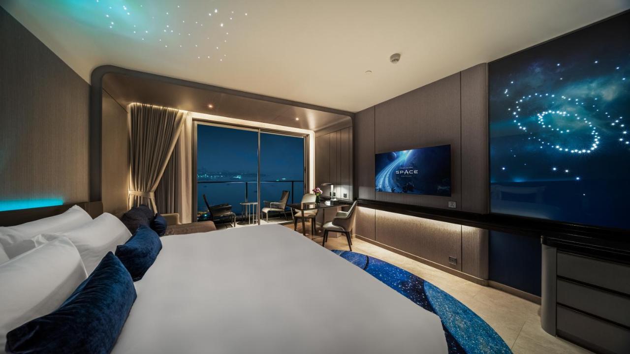 Grande Centre Point Space Pattaya Εξωτερικό φωτογραφία Deluxe Ocean View Room