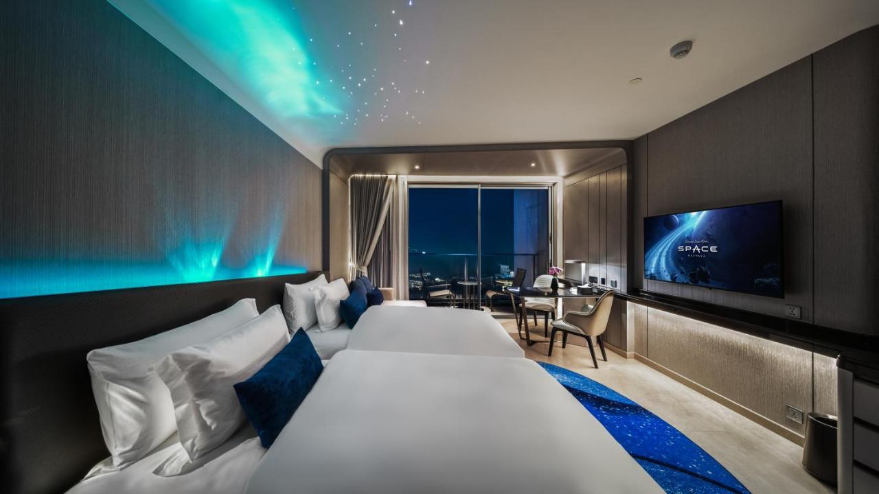 Grande Centre Point Space Pattaya Εξωτερικό φωτογραφία Deluxe Room