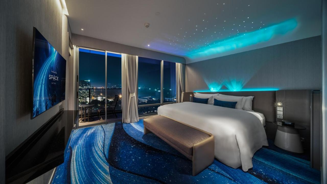 Grande Centre Point Space Pattaya Εξωτερικό φωτογραφία