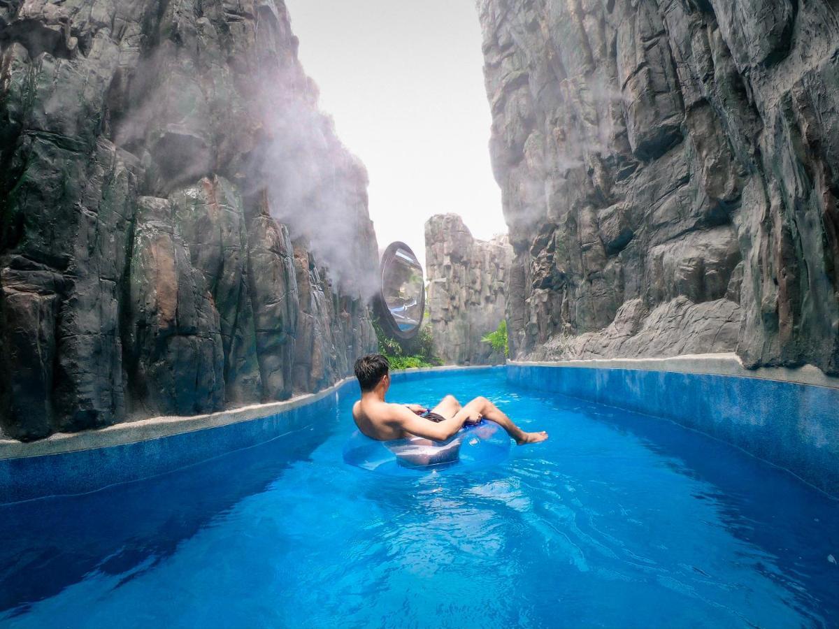 Grande Centre Point Space Pattaya Εξωτερικό φωτογραφία The Blue Lagoon
