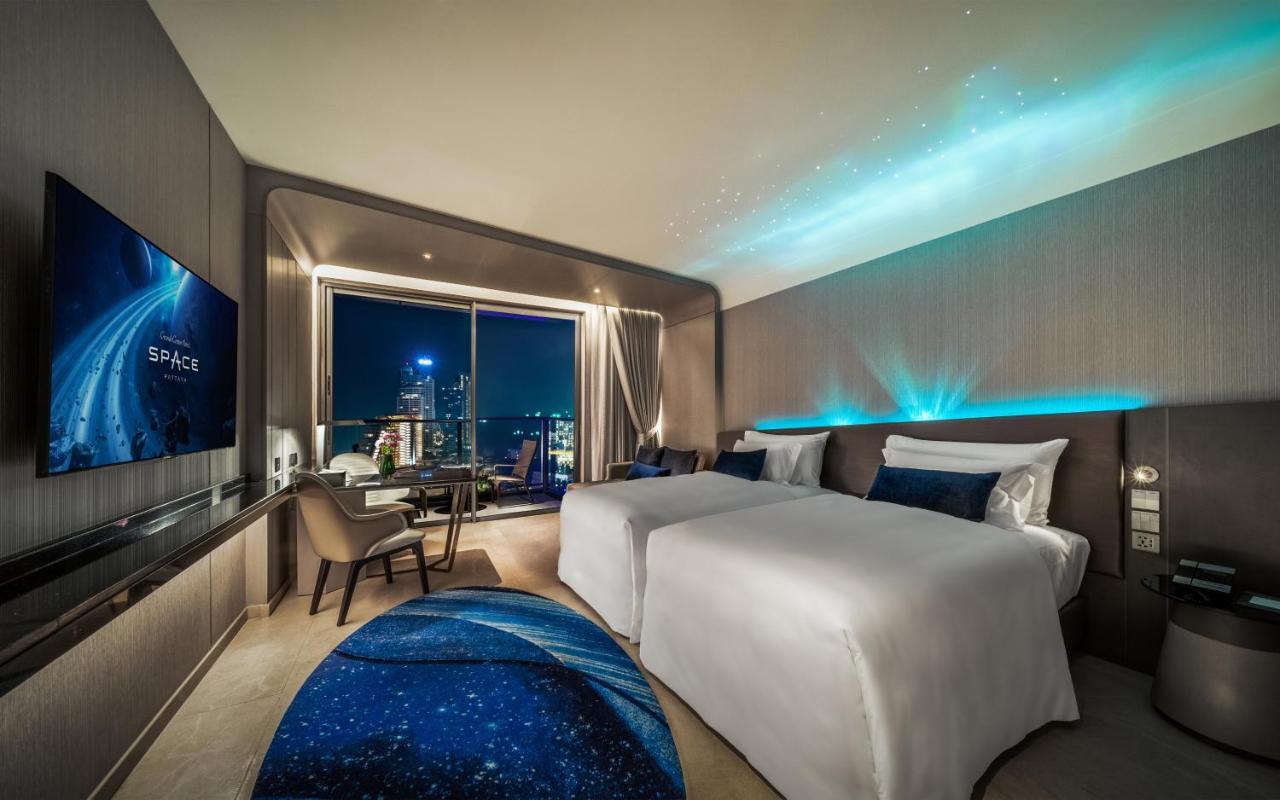 Grande Centre Point Space Pattaya Εξωτερικό φωτογραφία